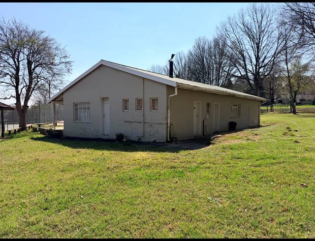 BEDROOM CLUB FOR SALE IN HIMEVILLE